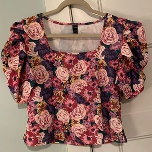 NWOT SHEIN XL X Large Floral Top Puffy Sleeves Valentine’s Day